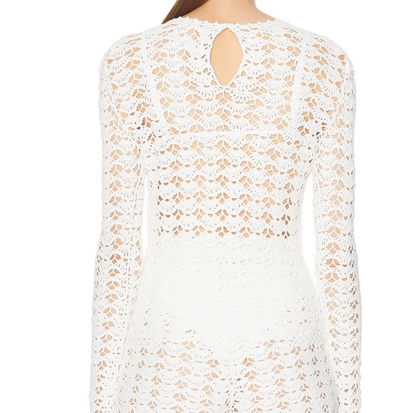 Aknvas sweater knit top